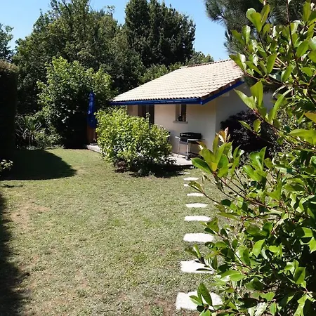 Maison D'amis * Salles (Gironde)
